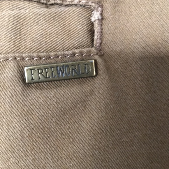 FREEWORLD SHORTS DARK TAN SIZE 38 NEW WITHOUT TAGS EXCELLENT CONDITION! - Picture 5 of 7